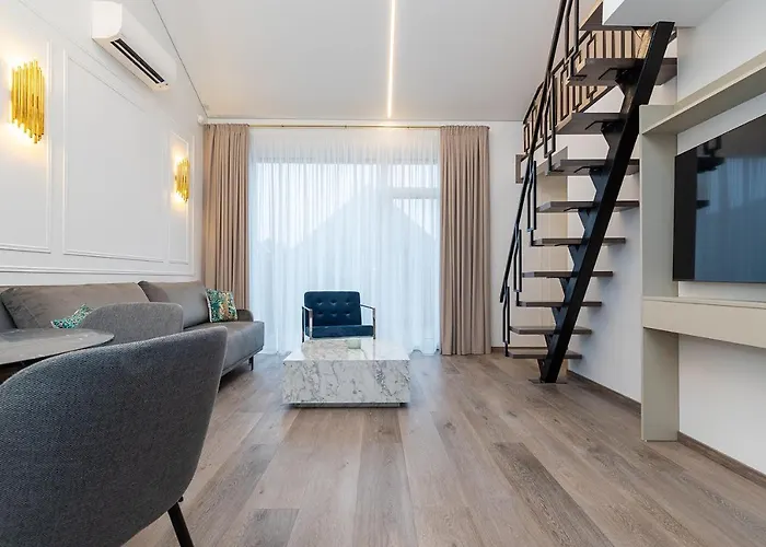 Amber Stone 2nd Floor *