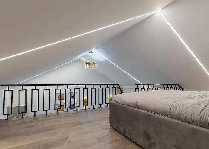 Amber Stone 2nd Floor *