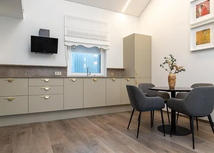 Amber Stone 2nd Floor Apartment Palanga