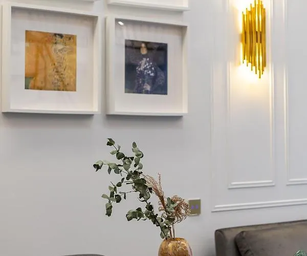 Amber Stone 2nd Floor Apartament